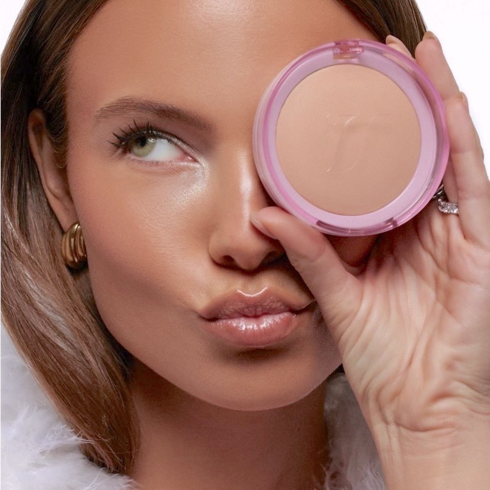 Tys Beauty Angel Face Setting Powder in Heaven / Light BNIB